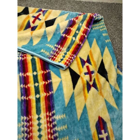 EL PASO SADDLE BLANKET CO  PLUSH QUEEN SIZE FLEECE BLANKET RARE 79" W X 95" L - Picture 5 of 7